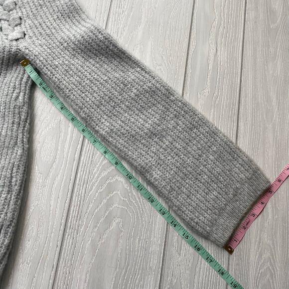 Moth Anthropologie Women's Gray Turtleneck Knit Sweater Size Small - Picture 6 of 8